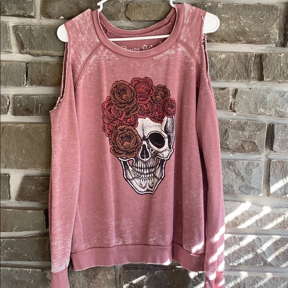 Tops - Skull Distressed Sweater